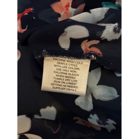 Liz Claiborne Floral Blouse Womens M Petite Navy Sheer Short Sleeve Pleated Top - Picture 6 of 6